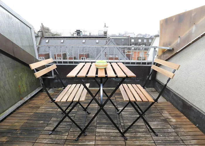 Minutes Walk From Google Hq View